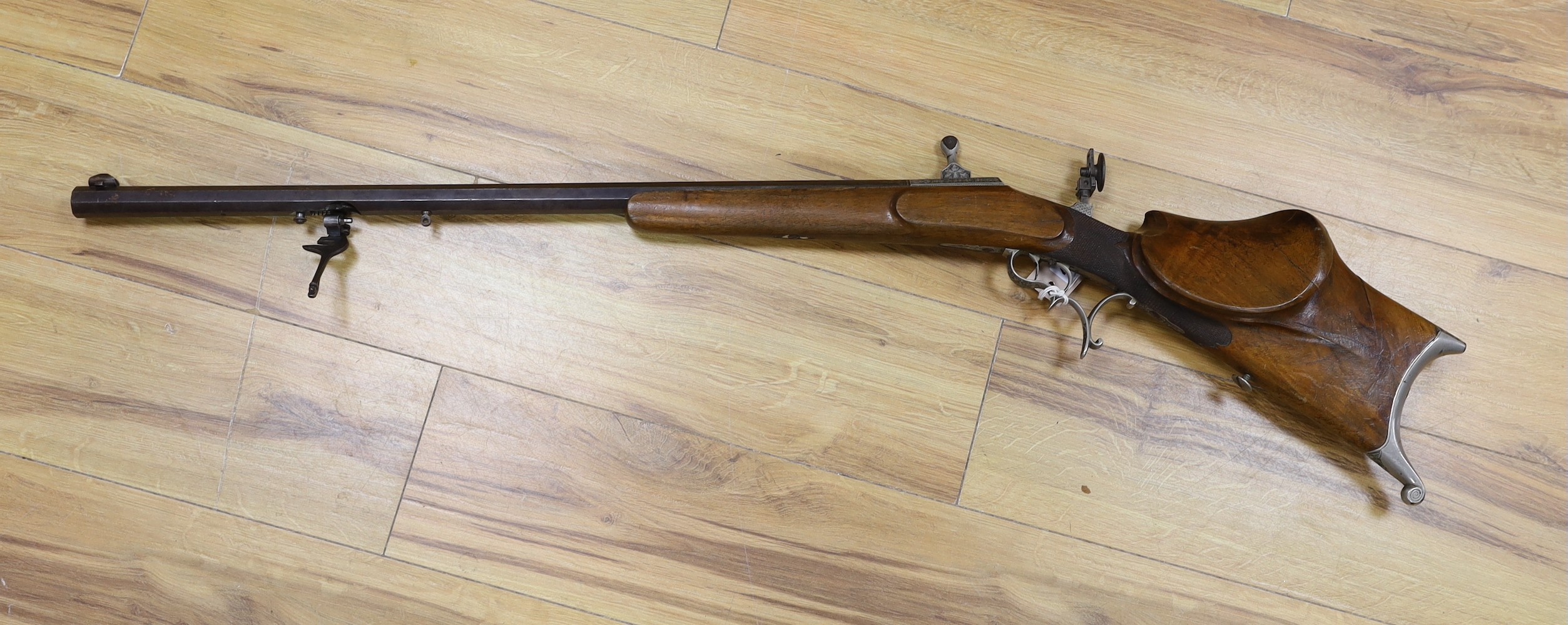 A German Zimmer-schutzen breech-loading rifle, 114cm